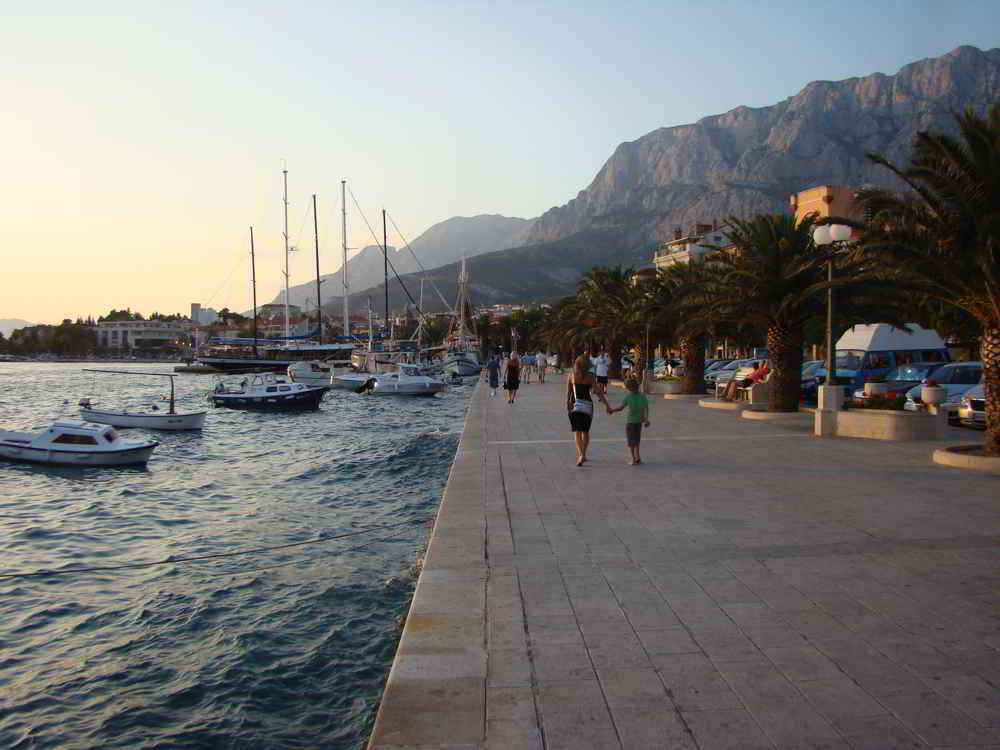 makarska promenada.jpg